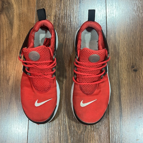Nike Prestos size 4y - Picture 2 of 6